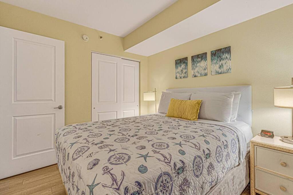 Breathtaking Oceanfront Suite Grand Cayman 451 Мертл-Біч Екстер'єр фото