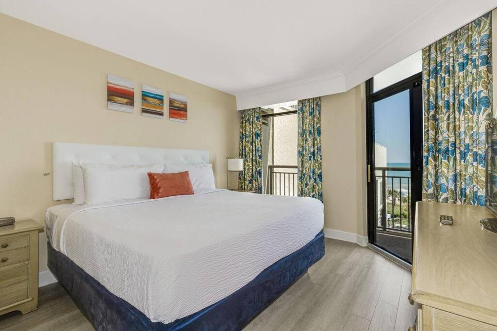 Breathtaking Oceanfront Suite Grand Cayman 451 Мертл-Біч Екстер'єр фото